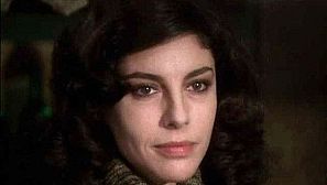 Imagen de Charol López como Clara Aldán, en la serie de TVE Los gozos y las sombras