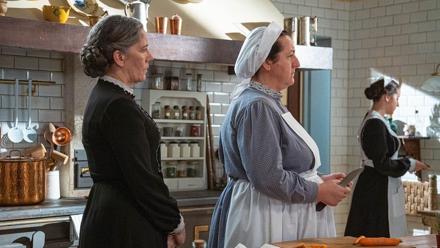 La Promesa: Simona sospecha que Candela nunca volverá