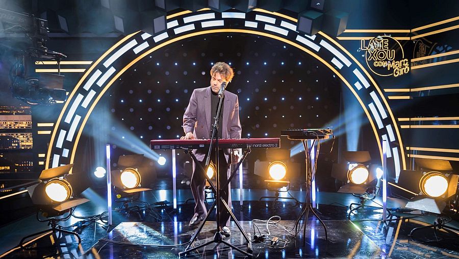 Joe Crepúsculo durante su actuación en el programa