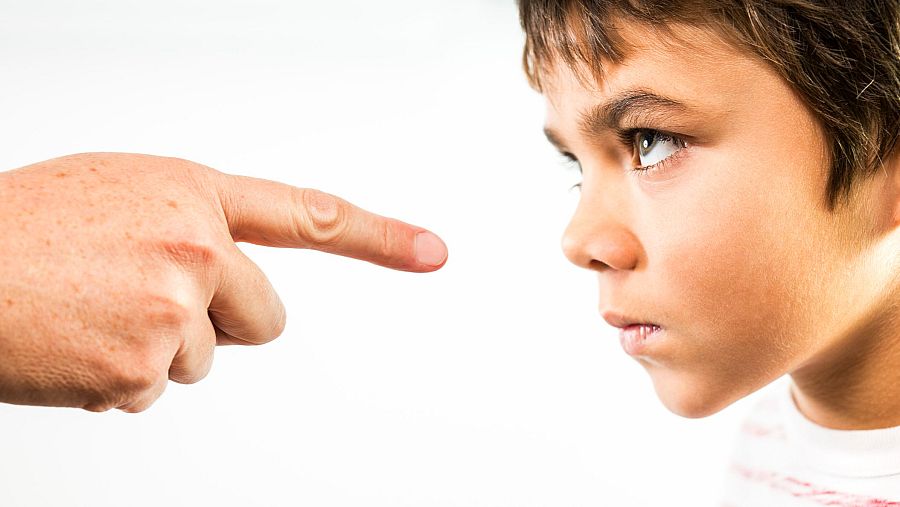 Els càstigs generen més ràbia en l'infant i no solucionen el problema