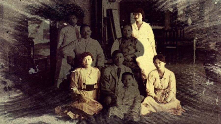 Las hemanas Soong: Ching-Ling, Mei-Ling y Al-Ling en una foto de su juventud