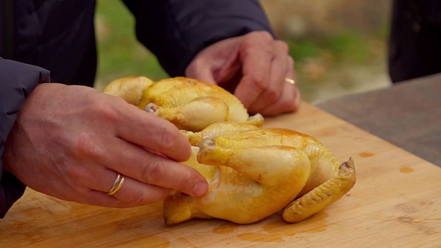 Receta de picantón estofado con boniatos y champiñones