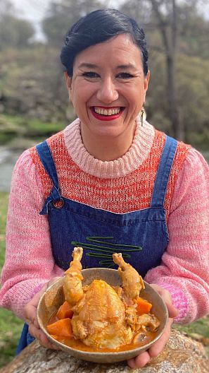 La chef Aizpea Oihaneder en la Sierra de Guadarrama