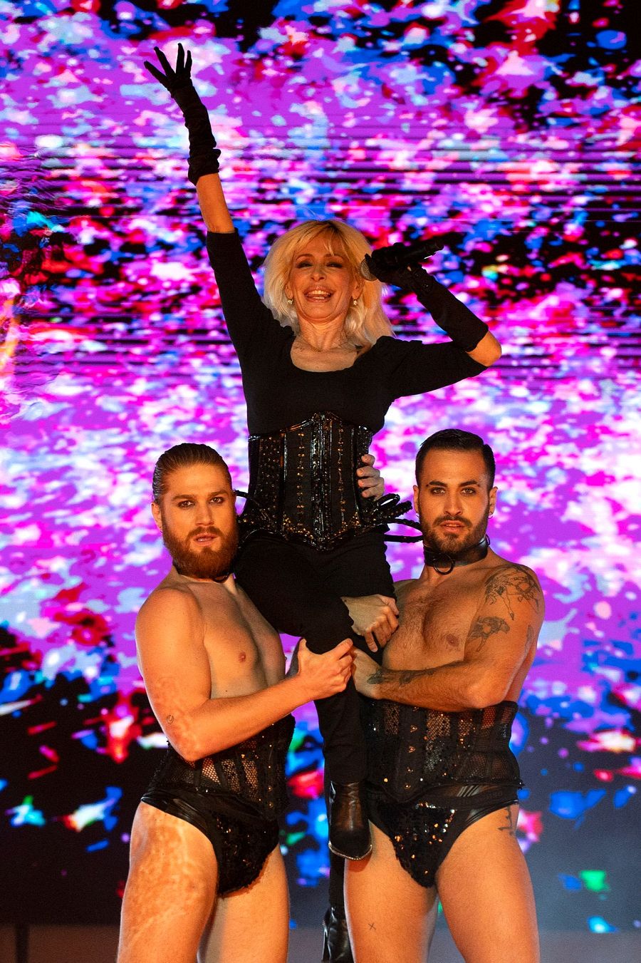 Actuación de Nebulossa en la Gala Drag del Carnaval de Arrecife (Lanzarote)