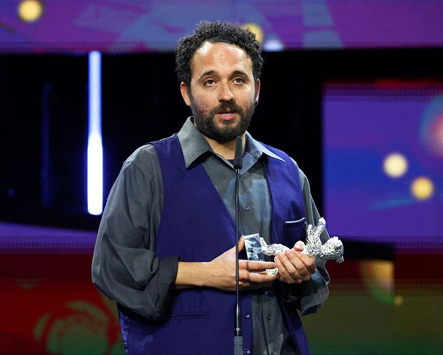 Oso de Plata a la mejor dirección para el dominicano Nelson Carlo de los Santos, por su película 'Pepe'