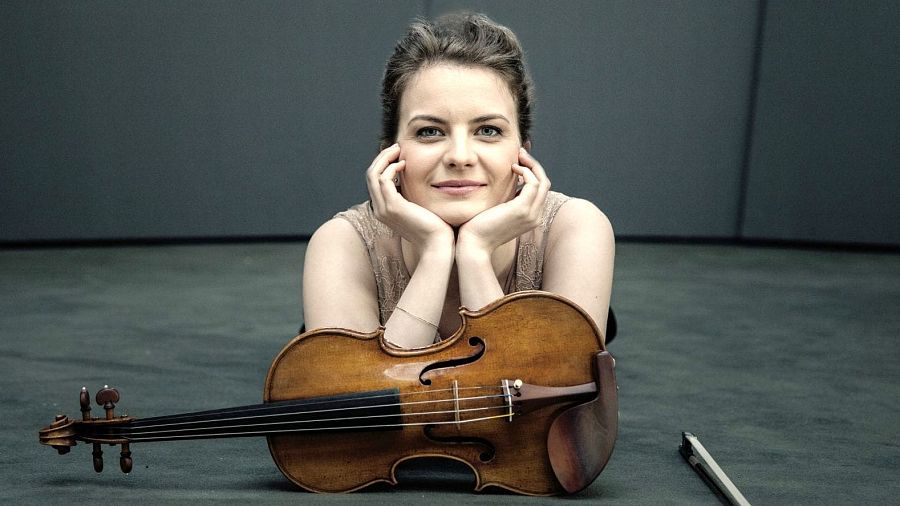 Veronika Eberle (violín)