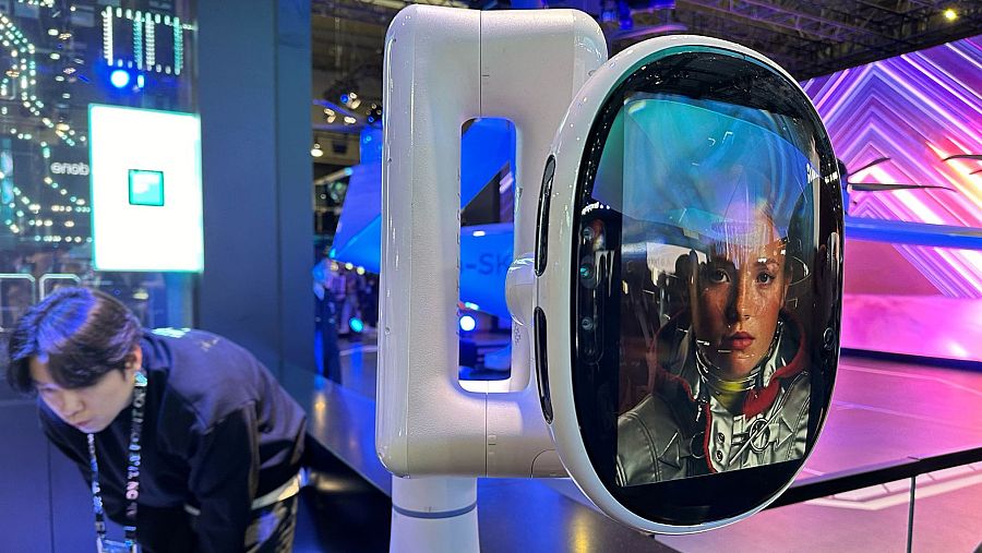 VStella, la asistente virtual que se usa ya en hoteles de Corea del Sud