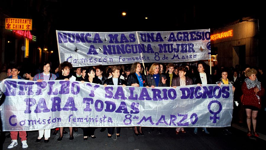 Manifestación en Madrid con motivo de la celebración del Día Internacional de la Mujer Trabajadora en 1989