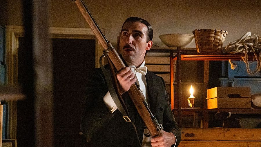 La Promesa: Lorenzo se cuela en el almacén de mermeladas