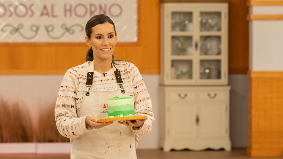 Bake Off Receta de tarta vertical verde esperanza de Ana Boyer