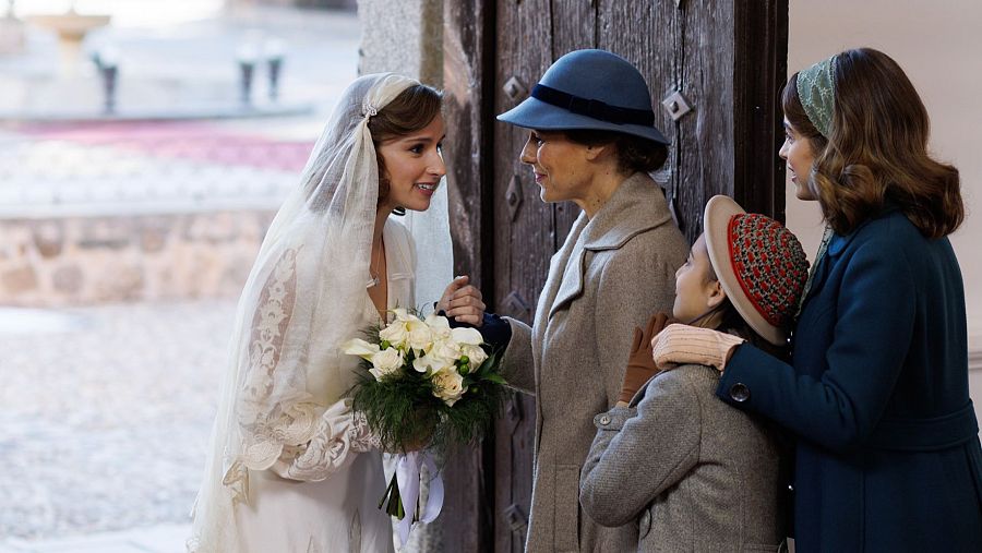 Rosario vuelve para asistir a la boda de su hija