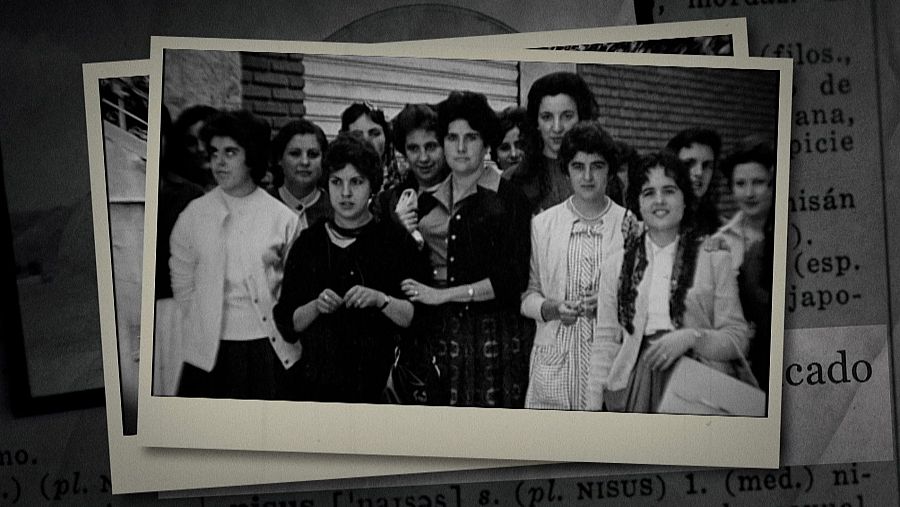 Foto de un grupo de mujeres del Plan Marta cuando llegaron a Australia
