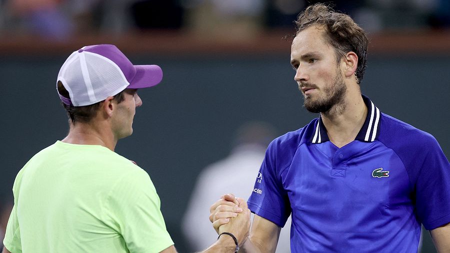 Medvedev gana la semifinal del Indian Wells a Tommy Paul