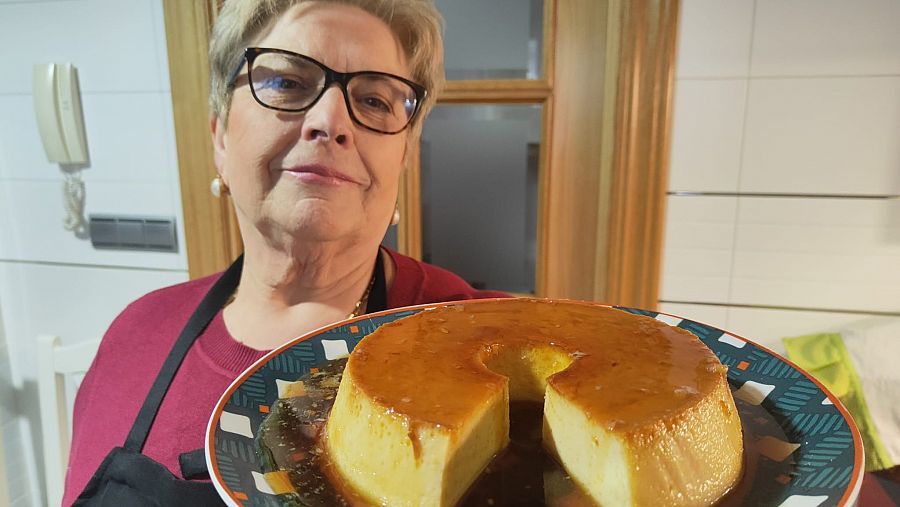 Adoración con el postre de flan casero