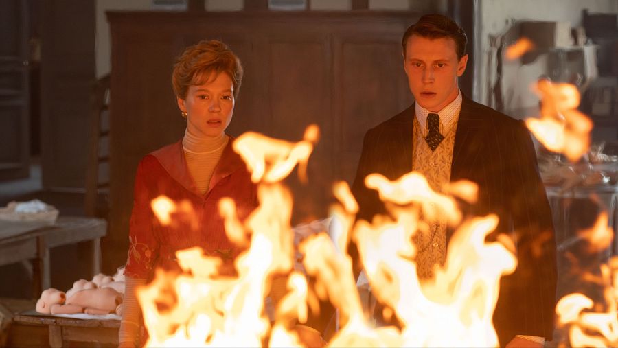 Fotograma de 'The Beast'