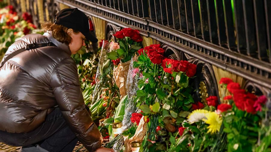 Homenajes en Berlín por las víctimas del atentado en Rusia