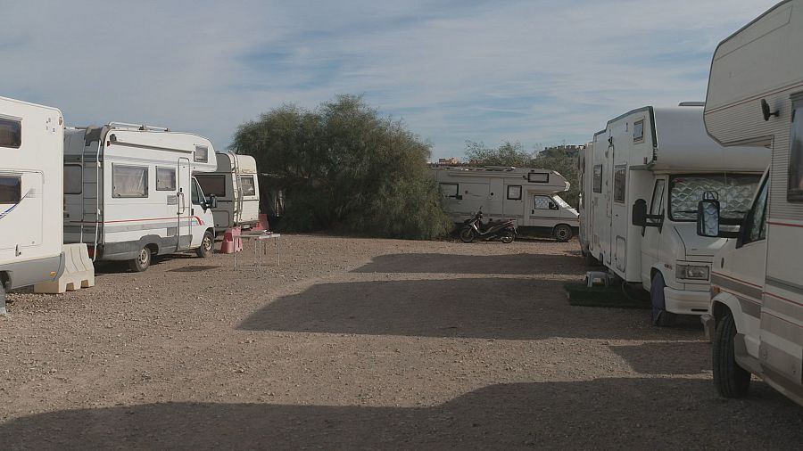 Grupo de autocaravanas.