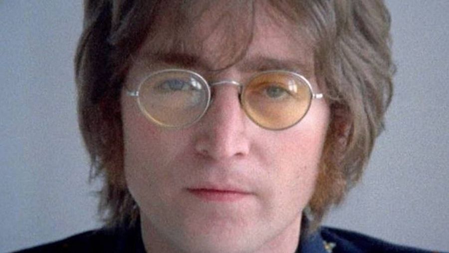 John Lennon fue asesinado por Mark David Chapman, el 8 de diciembre de 1980