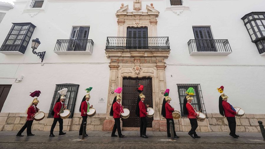 Baena retumba con los tambores de las turbas de 'judíos' coliblancos y colinegros