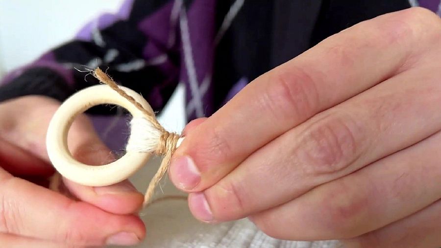 Fer un nus amb un cordill