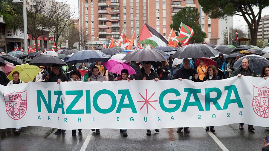 EH Bildu celebra el Aberri Eguna con una manifestación en Pamplona