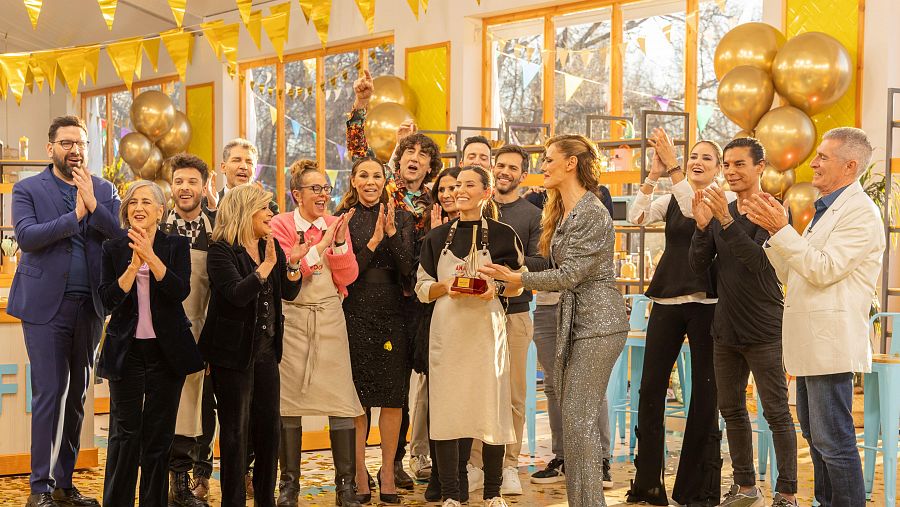 Imagen de Ana Boyer gandora de 'Bake Off: Famosos al horno'