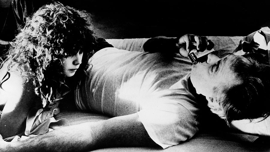 Marlon Brando y Maria Schneider en 'El último tango en París' (EFE/Central Press Photos)