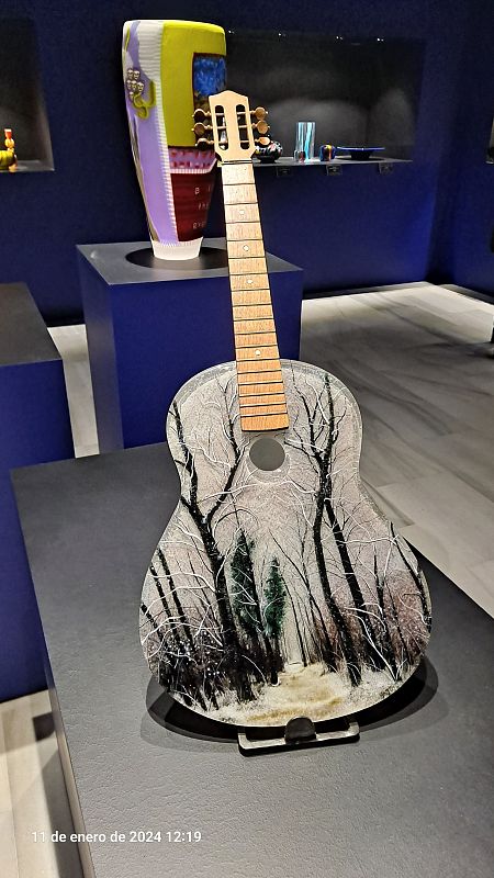 Guitarra de vidrio