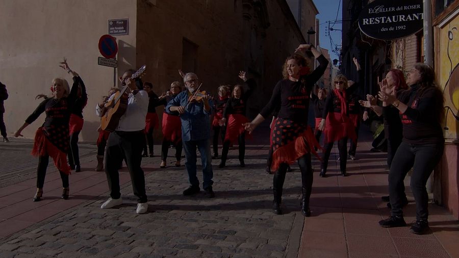 Membres del club de ball del garrotín a Lleida