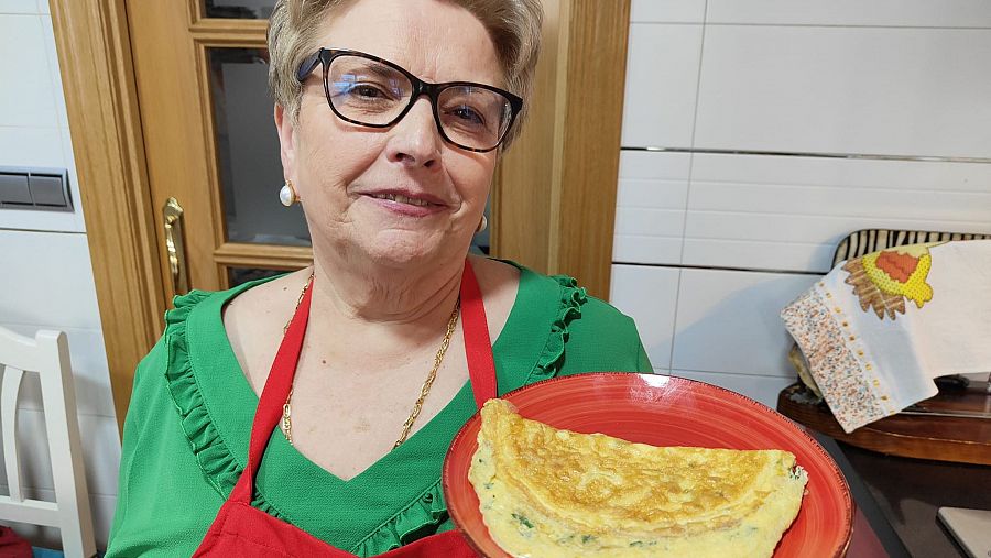 Adoración con el plato de tortilla a la francesa con un toque especial