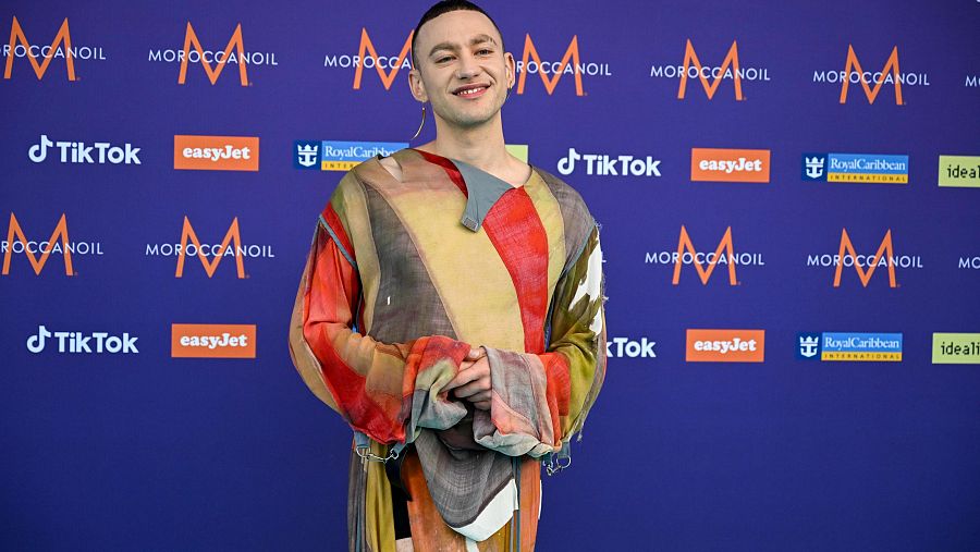 El representante de Reino Unido en la Welcome Party de Eurovisión 2024