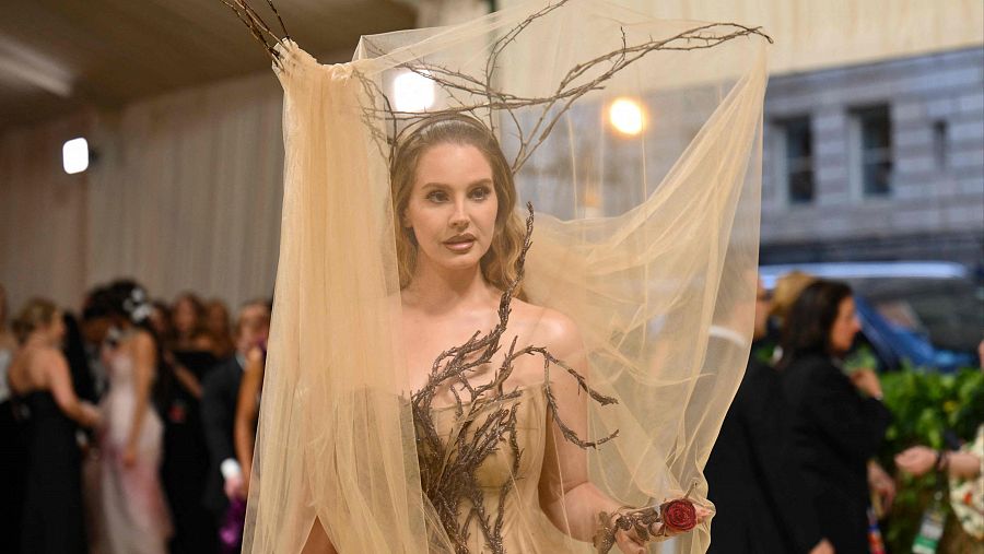 La cantante Lana del Rey en la Met Gala 2024