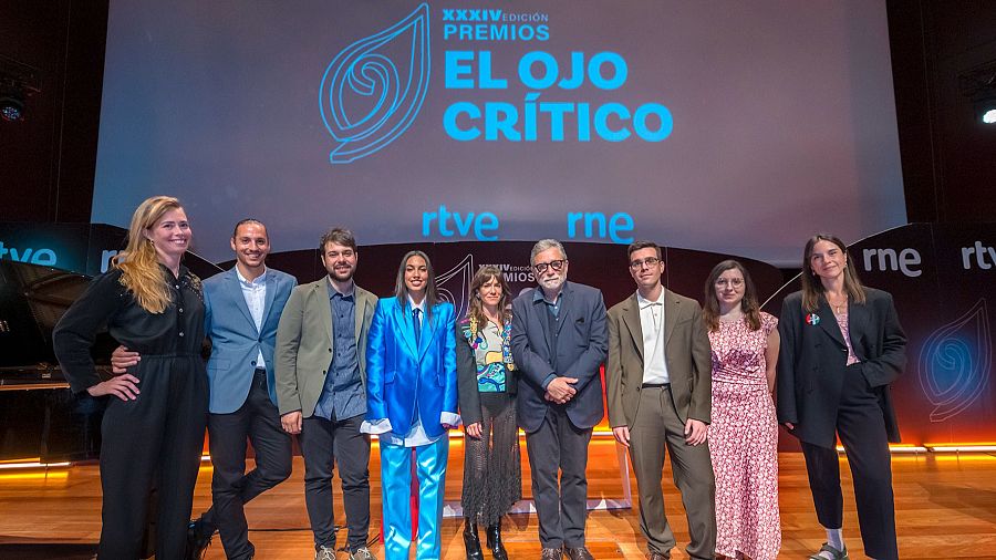 Foto de familia de premiados