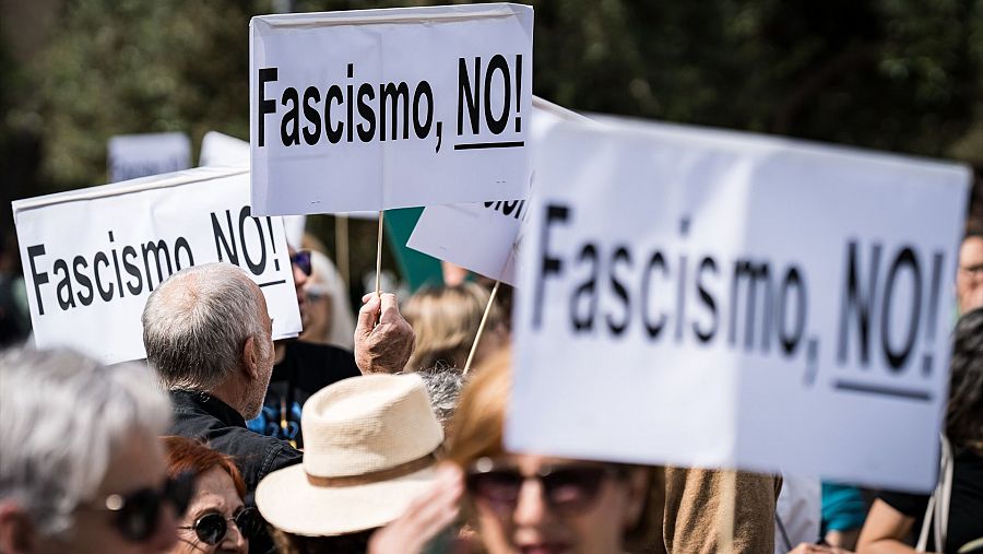 Centenares de personas se han concentrado en Colón para protestar contra el 