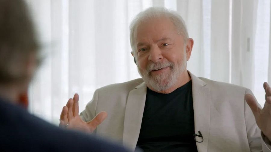 Lula entrevistado por Oliver Stone, en un momento del documental.
