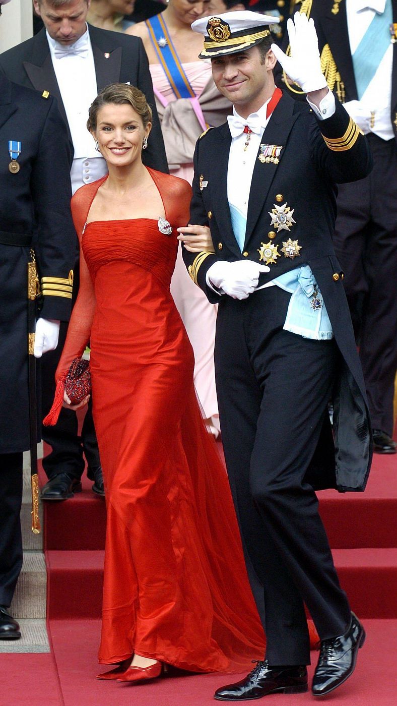 Doña Letizia y don Felipe en la boda de Federico de Dinamarca.