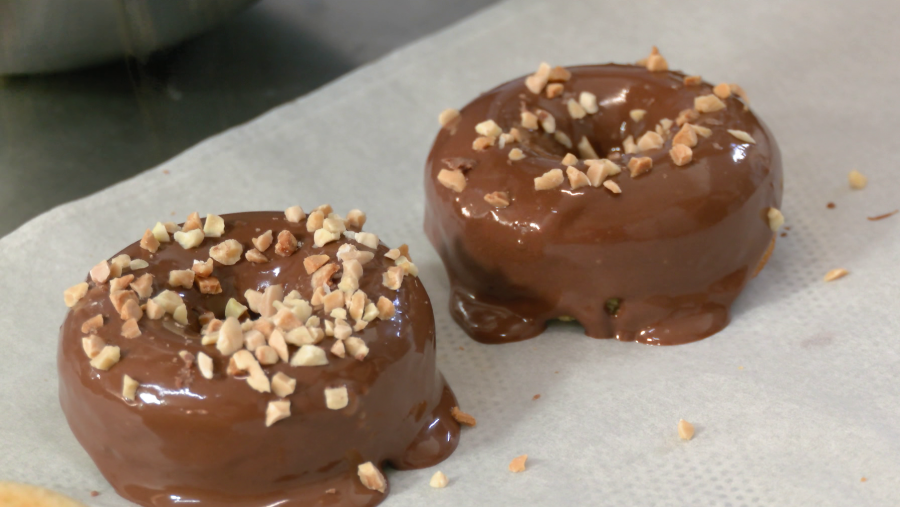 Pon por encima tus toppings favoritos