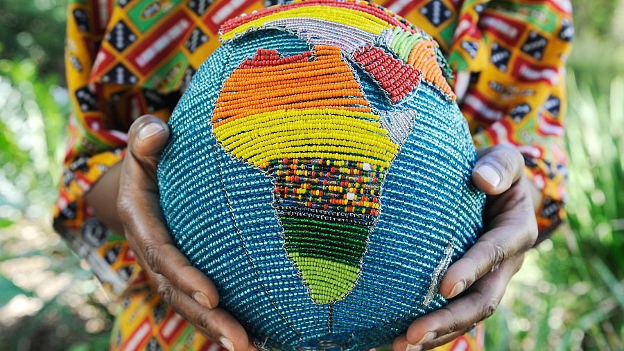 África es un continente dinámico con una población en rápido crecimiento y una juventud vibrante.