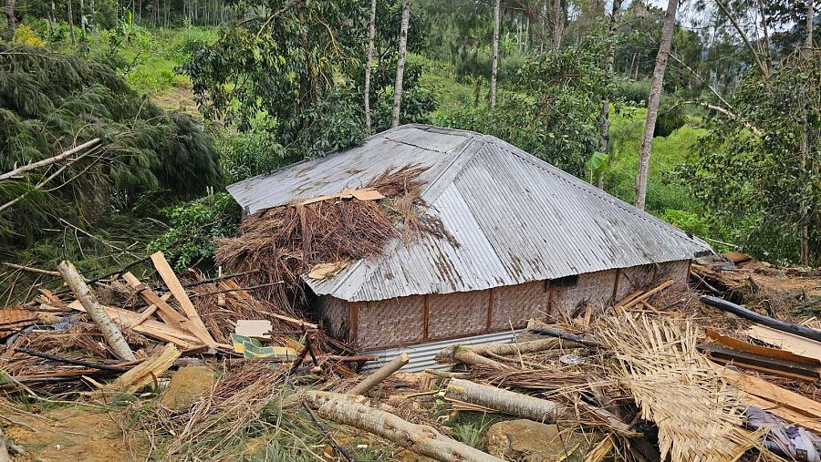 Avalancha Papúa Nueva Guinea: al menos 300 personas enterradas