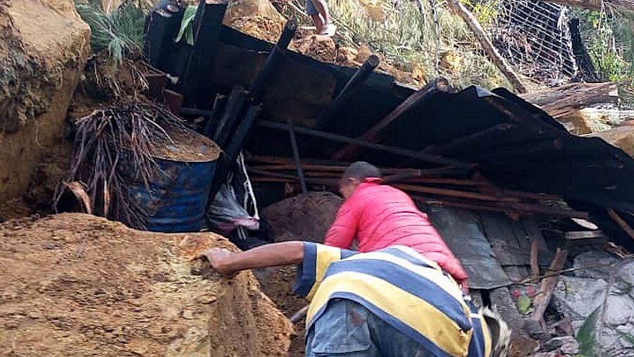Avalancha Papúa Nueva Guinea: Al menos 300 personas enterradas