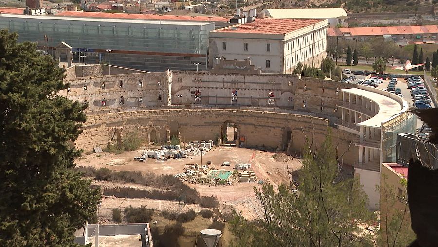 Anfiteatro romano de Cartagena sobre el que en el s.XIX se construyó una plaza de toros