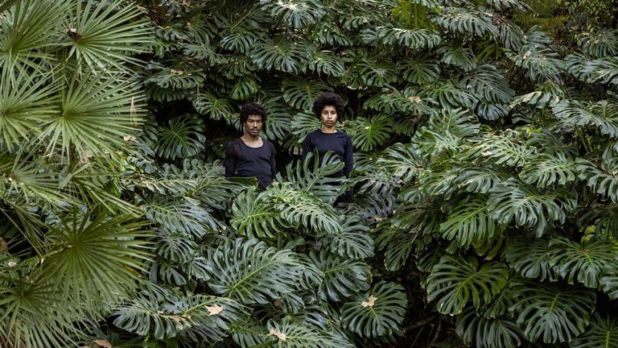 ‘Greenhouse’ en el pabellón de Portugal, concebido por primera vez por un equipo de afrodescendientes (Mónica de Miranda, Sónia Vaz Borges y Vânia Gala).