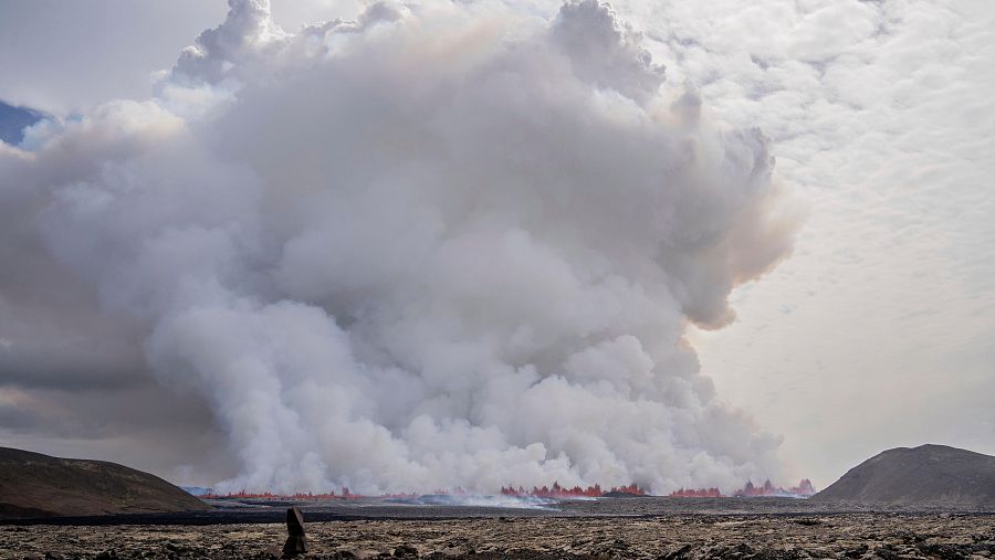 La nube volcánica tras la nueva erupción en Islandia