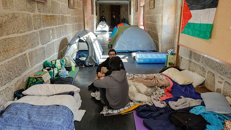 Estudiantes en la facultad de Historia de La Universidad de Santiago de Compostela