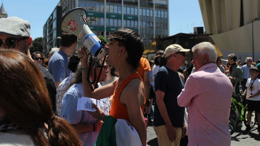 La Universidad de Sevilla se blinda para evitar el asalto de la acampada universitaria propalestina