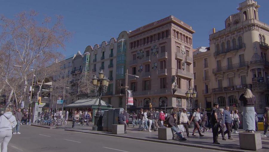 La Crema de Convents de 1835 va canviar molt l'aspecte de la Rambla de Barcelona.