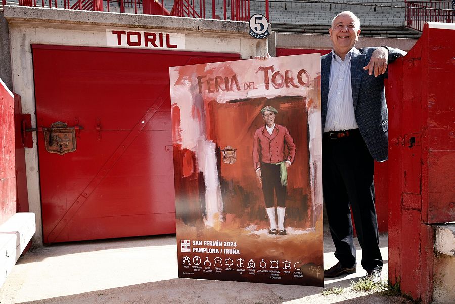 San Fermín 2024: La imagen del torilero de la Plaza de Pamplona Daniel Azcona en el cartel de la Feria del Toro