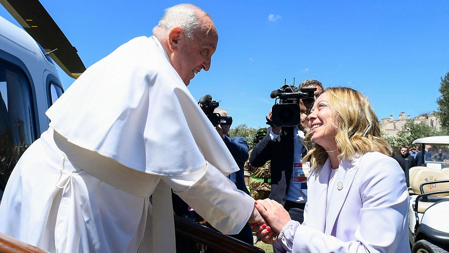 El papa participa por primera vez en una cumbre del G7