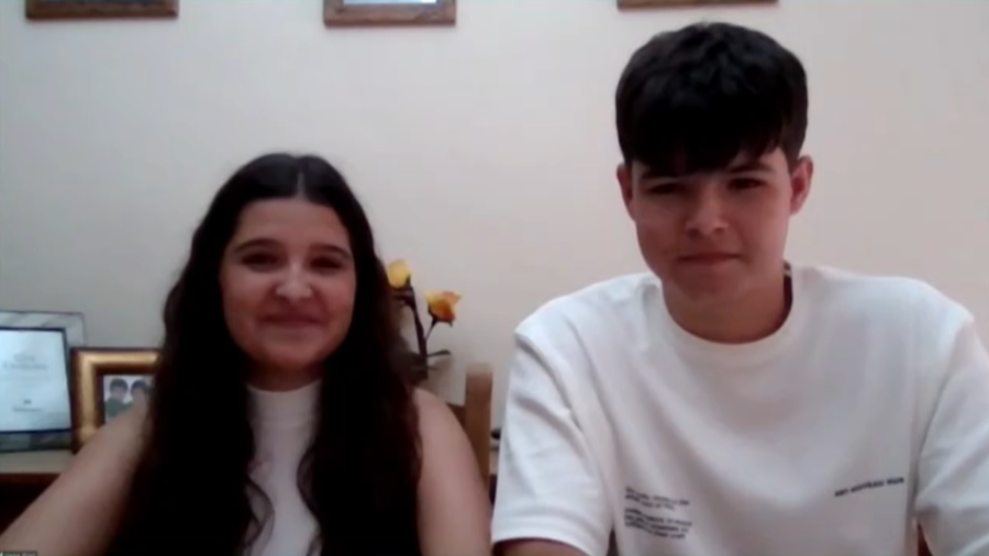 Los mellizos, Irene y Dani, han sacado notas muy altas en la EBAU 2024