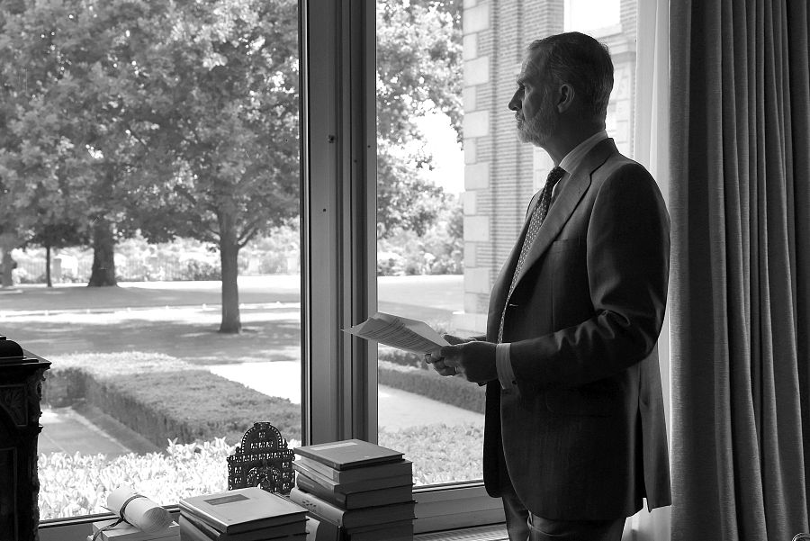 Felipe VI en su despacho